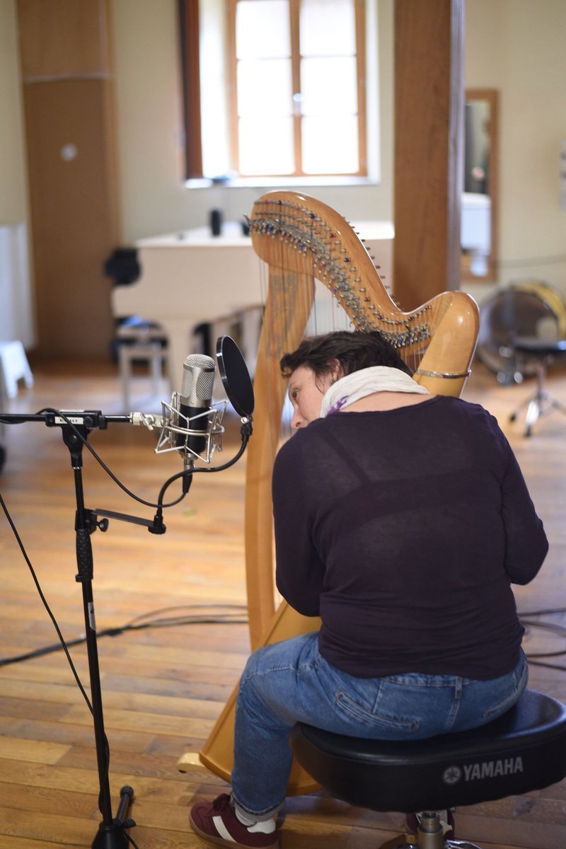 Studio de l'EMHT — installation pour la captation sonore de @lafilgraine